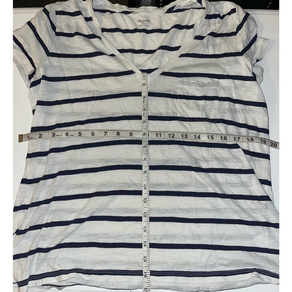 madewell white and blue  tshirt size large - Picture 5 of 5